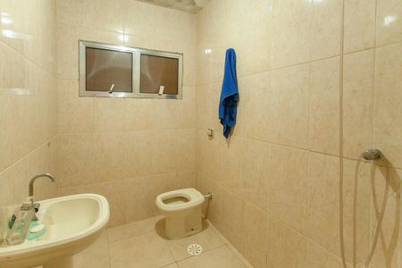 Casa para alugar com 225m², 2 quartos e 2 vagasBanheiro 2