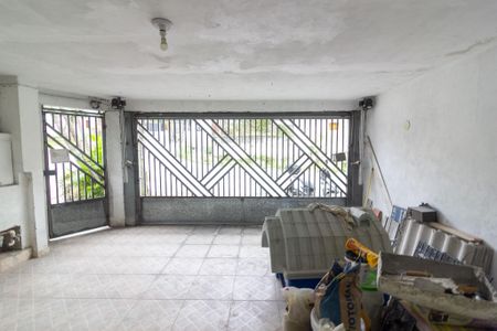 Casa para alugar com 225m², 2 quartos e 2 vagas Casa para alugar com 225m², 2 quartos e 2 vagasGaragem