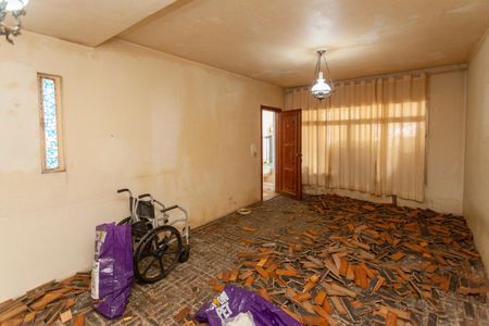 Casa para alugar com 225m², 2 quartos e 2 vagasSala