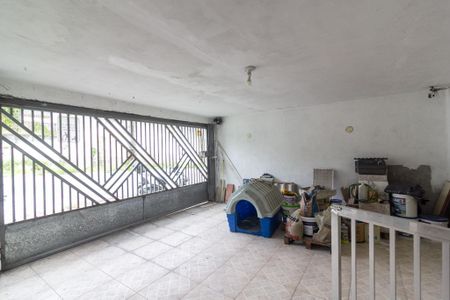 Casa para alugar com 225m², 2 quartos e 2 vagas Casa para alugar com 225m², 2 quartos e 2 vagasGaragem