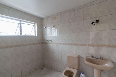 Casa para alugar com 225m², 2 quartos e 2 vagas Casa para alugar com 225m², 2 quartos e 2 vagasBanheiro Suíte