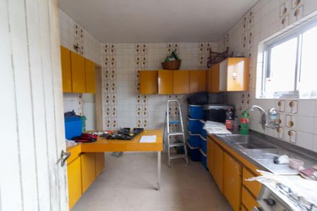 Casa para alugar com 225m², 2 quartos e 2 vagas Casa para alugar com 225m², 2 quartos e 2 vagasCozinha