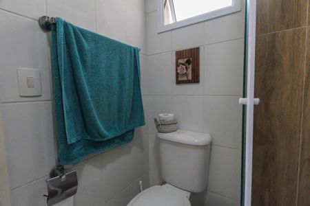 Apartamento à venda com 75m², 3 quartos e 2 vagas Apartamento à venda com 75m², 3 quartos e 2 vagasBanheiro da Suíte