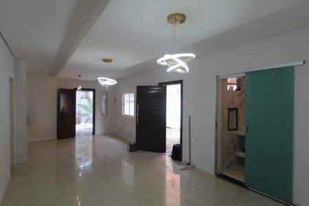 Sala de casa para alugar com 2 quartos, 85m² em Maria Helena, Belo Horizonte