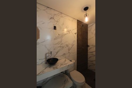 Casa para alugar com 85m², 2 quartos e 2 vagasBanheiro