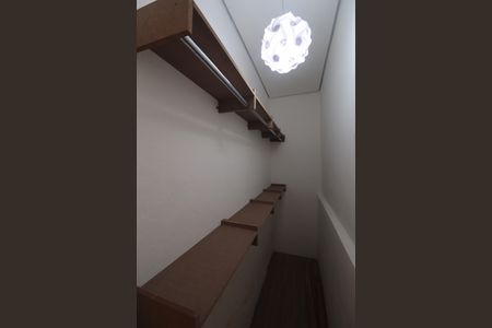 Casa para alugar com 85m², 2 quartos e 2 vagasCloset do Quarto 2