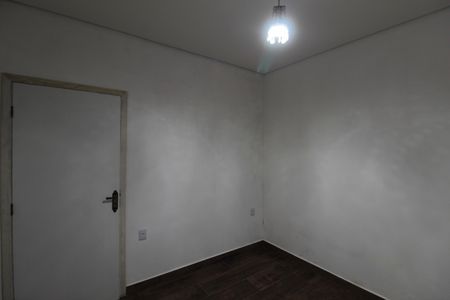 Casa para alugar com 85m², 2 quartos e 2 vagasQuarto 1