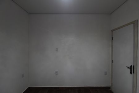 Casa para alugar com 85m², 2 quartos e 2 vagasQuarto 1