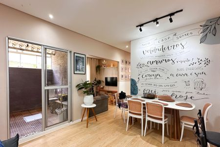 Sala de apartamento à venda com 2 quartos, 69m² em Jardim Calux, São Bernardo do Campo