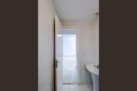 Apartamento para alugar com 42m², 2 quartos e sem vaga Apartamento para alugar com 42m², 2 quartos e sem vagaBanheiro