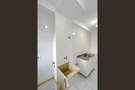 Apartamento para alugar com 42m², 2 quartos e sem vaga Apartamento para alugar com 42m², 2 quartos e sem vagaCozinha e Área de Serviço