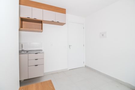 Sala de apartamento para alugar com 2 quartos, 36m² em Parque Industrial Tomas Edson, São Paulo