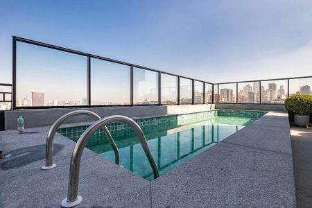 Studio para alugar com 21m², 1 quarto e sem vaga Studio para alugar com 21m², 1 quarto e sem vagaPiscina