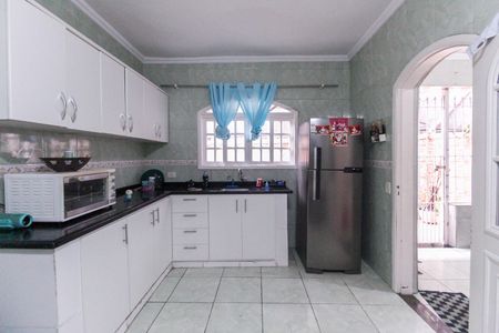 Casa à venda com 5m², 6 quartos e 2 vagasCozinha Casa 1