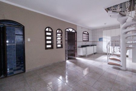 Casa à venda com 5m², 6 quartos e 2 vagasSala - Cozinha Casa 2