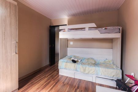 Casa à venda com 5m², 6 quartos e 2 vagasQuarto 1 Casa 3