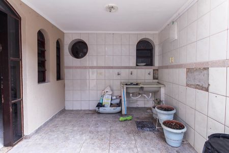 Casa à venda com 5m², 6 quartos e 2 vagasÁrea de Serviço Casa 2
