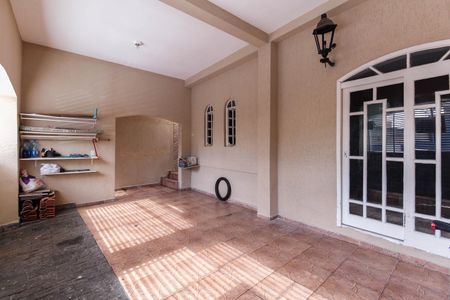 Casa à venda com 5m², 6 quartos e 2 vagasGaragem