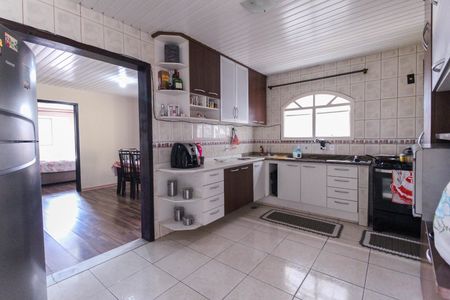 Casa à venda com 5m², 6 quartos e 2 vagasCozinha Casa 3