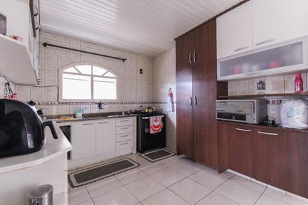 Casa à venda com 5m², 6 quartos e 2 vagasCozinha Casa 3