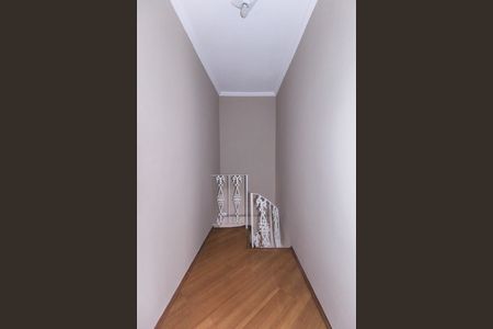 Casa à venda com 68m², 2 quartos e 1 vaga Casa à venda com 68m², 2 quartos e 1 vagaCorredor