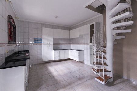 Casa à venda com 68m², 2 quartos e 1 vaga Casa à venda com 68m², 2 quartos e 1 vagaSala - Cozinha