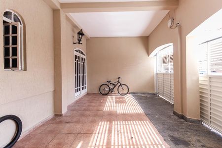 Casa à venda com 68m², 2 quartos e 1 vaga Casa à venda com 68m², 2 quartos e 1 vagaGaragem