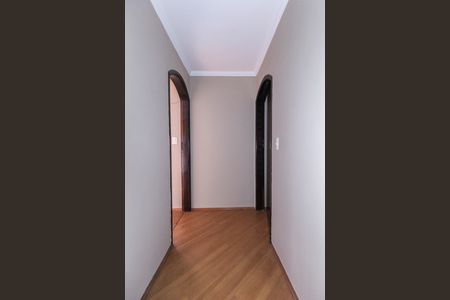Casa à venda com 68m², 2 quartos e 1 vaga Casa à venda com 68m², 2 quartos e 1 vagaCorredor