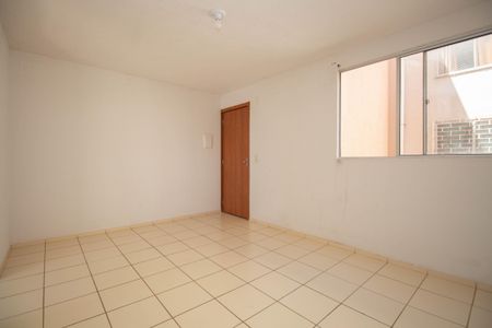 Sala de apartamento para alugar com 2 quartos, 53m² em Qn 8b, Brasília
