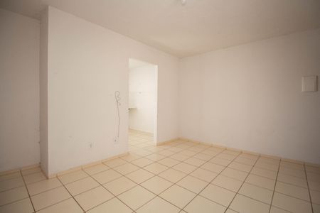 Sala de apartamento para alugar com 2 quartos, 53m² em Qn 8b, Brasília