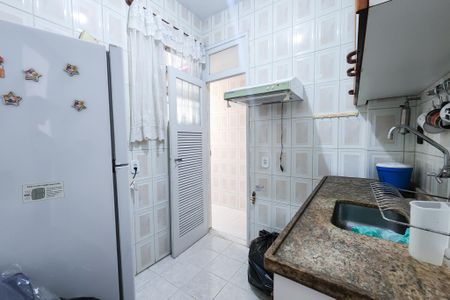 Apartamento para alugar com 70m², 2 quartos e sem vagaCozinha 