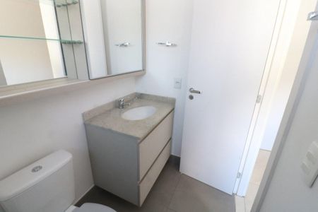 Banheiro do Quarto 2 de apartamento para alugar com 2 quartos, 63m² em Glória, Porto Alegre