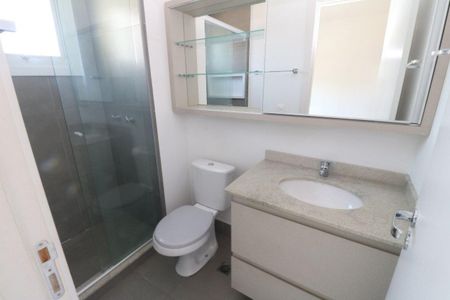 Banheiro do Quarto 2 de apartamento para alugar com 2 quartos, 63m² em Glória, Porto Alegre