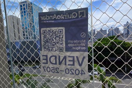 Apartamento à venda com 62m², 2 quartos e 1 vaga Apartamento à venda com 62m², 2 quartos e 1 vagaPlaca