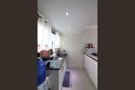 Casa à venda com 216m², 2 quartos e 4 vagasCopa e Cozinha 