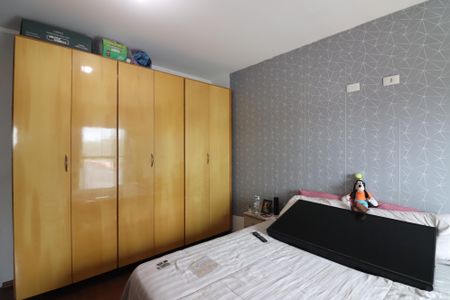 Casa à venda com 216m², 2 quartos e 4 vagasSuíte 1