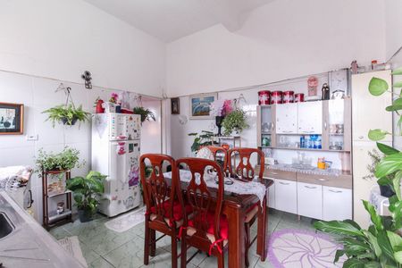 Apartamento à venda com 184m², 3 quartos e sem vaga Apartamento à venda com 184m², 3 quartos e sem vagaCozinha Casa 2