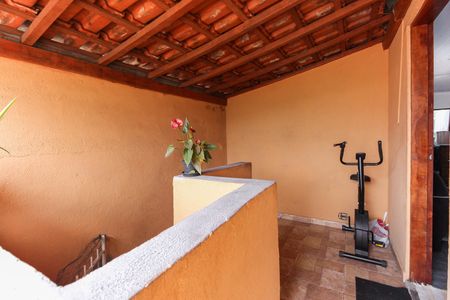 Apartamento à venda com 184m², 3 quartos e sem vaga Apartamento à venda com 184m², 3 quartos e sem vagaVaranda Casa 3