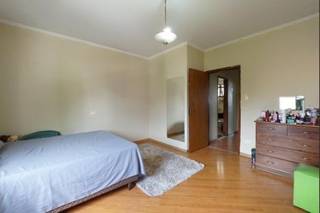 Casa à venda com 170m², 2 quartos e 2 vagasQuarto 1