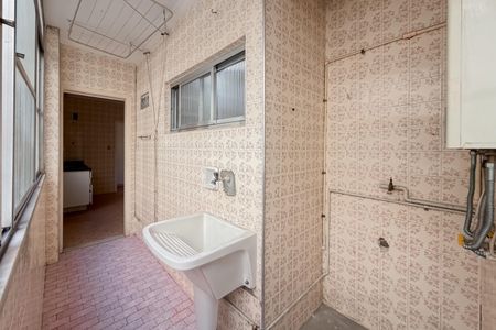 Apartamento à venda com 114m², 2 quartos e sem vagaÁrea de Serviço