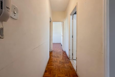 Apartamento à venda com 114m², 2 quartos e sem vagaCorredor
