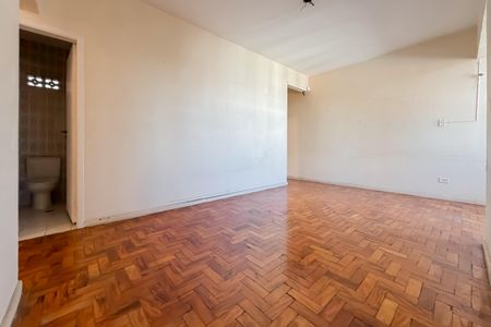 Apartamento à venda com 114m², 2 quartos e sem vagaSala