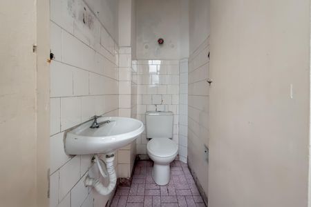 Apartamento à venda com 114m², 2 quartos e sem vagaBanheiro de serviço