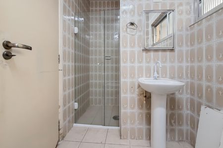 Apartamento à venda com 114m², 2 quartos e sem vagaBanheiro Social