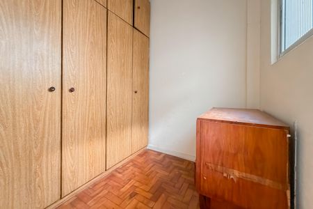 Apartamento à venda com 114m², 2 quartos e sem vagaQuarto de Serviço