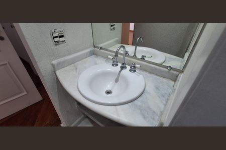 Apartamento para alugar com 97m², 3 quartos e 2 vagasBanheiro Social 