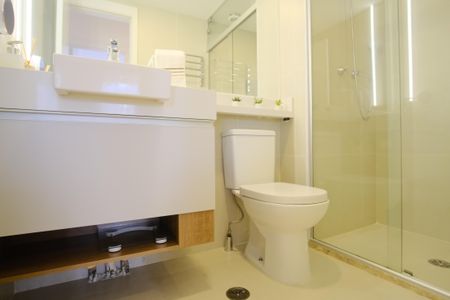 Apartamento à venda com 69m², 2 quartos e 2 vagasBanheiro Social