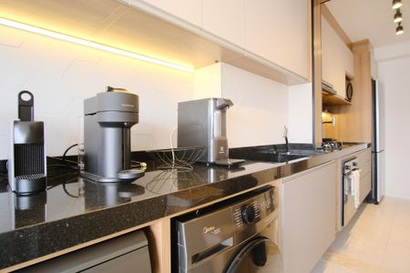 Apartamento à venda com 69m², 2 quartos e 2 vagasCozinha e Área de Serviço