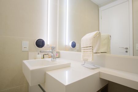 Apartamento à venda com 69m², 2 quartos e 2 vagasBanheiro Social