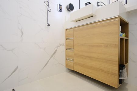 Apartamento à venda com 69m², 2 quartos e 2 vagasBanheiro da Suíte